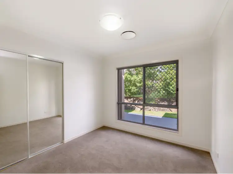 Sixth view of Homely house listing, 4 Hallmark Court, Ashmore QLD 4214