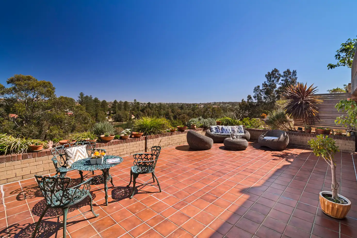 Main view of Homely apartment listing, 11/100 Queenscliff Road, Queenscliff NSW 2096