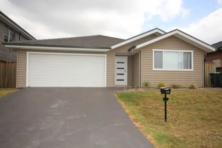 Main view of Homely house listing, 39 Young Circuit, Elderslie NSW 2570