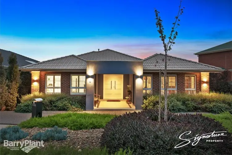 12 Reservoir Crescent, Rowville VIC 3178