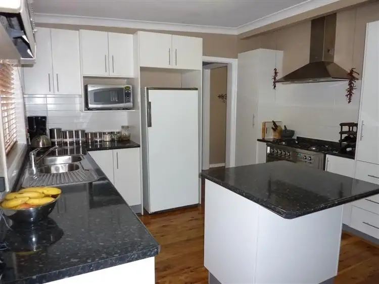Main view of Homely house listing, 7 Roycox Crescent, Dubbo NSW 2830