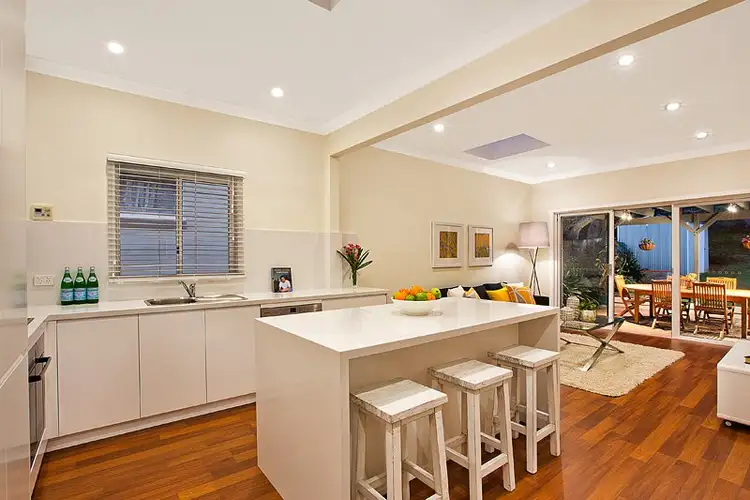 10 Prince Edward Road, Seaforth NSW 2092