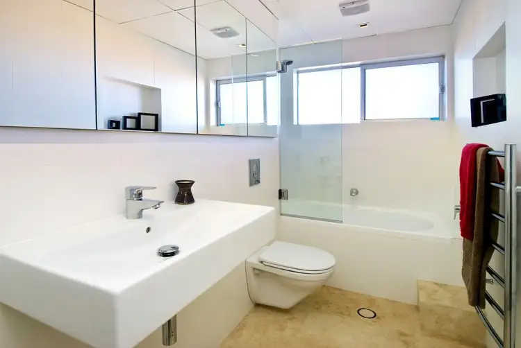 Third view of Homely apartment listing, Unit 1/109 Crown Road, Queenscliff NSW 2096