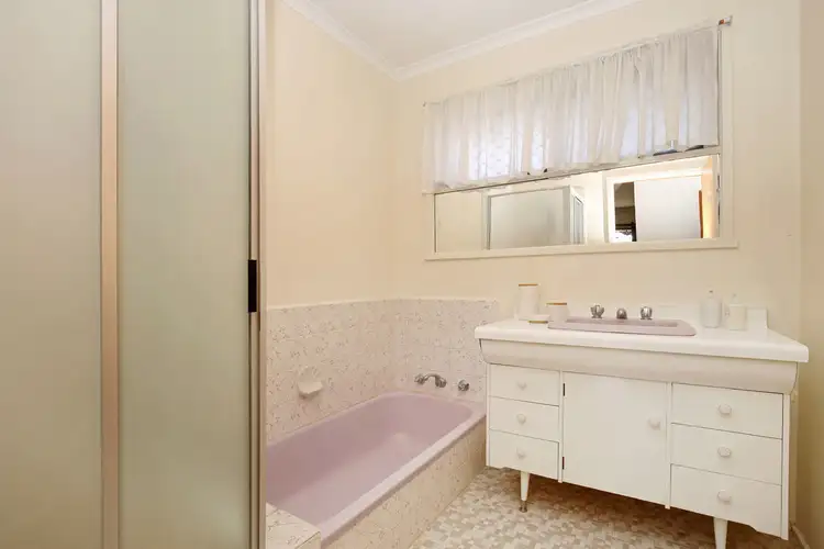 Sixth view of Homely house listing, 24 Ludeman Court, Reservoir VIC 3073