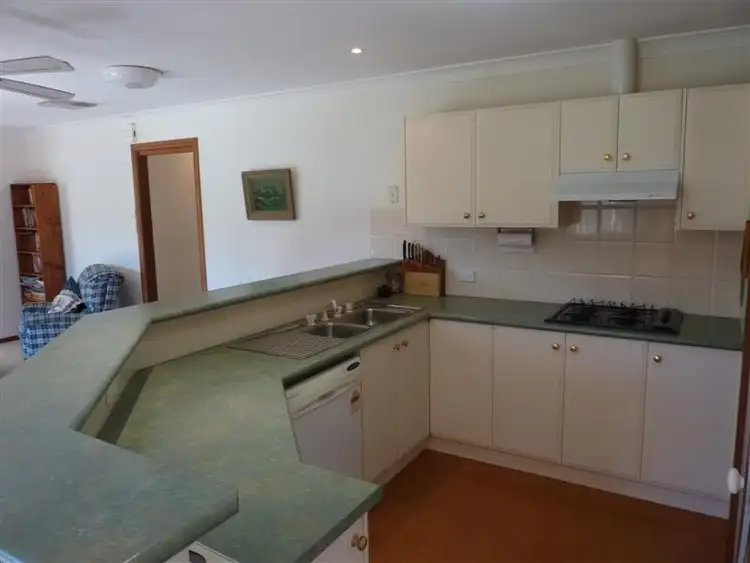 Seventh view of Homely house listing, 4 Lincoln Parkway, Dubbo NSW 2830