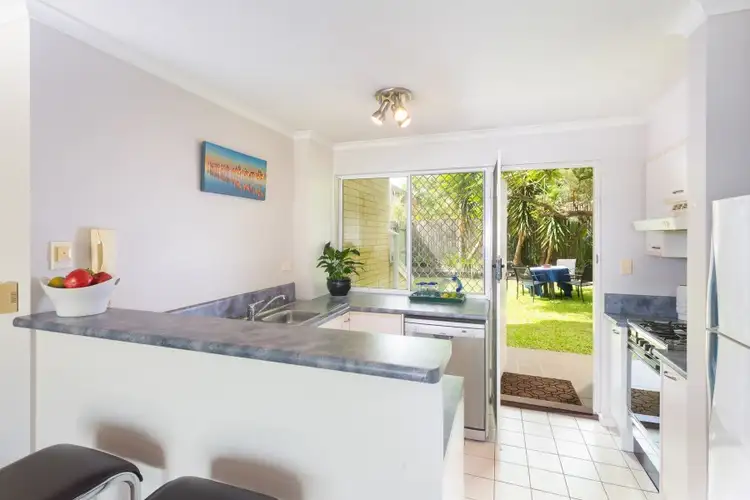 Fifth view of Homely unit listing, 3/72 Alpha Street, Taringa QLD 4068