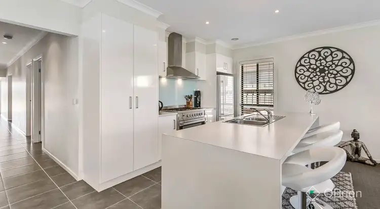 Fourth view of Homely house listing, 8 Wodalla Circuit, Sandhurst VIC 3977