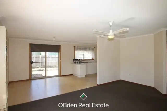 Third view of Homely unit listing, 6/11-13 Carlyle Street, Pakenham VIC 3810