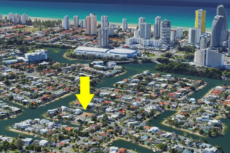 8 Coral Gables Key, Broadbeach Waters QLD 4218