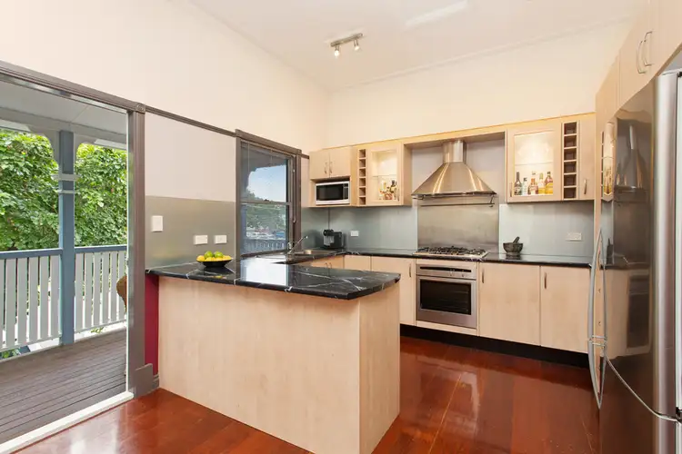 24 Mawarra Street, Albion QLD 4010
