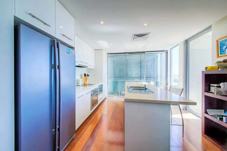 Third view of Homely unit listing, 19/12 Breakwater Drive, Rosslyn QLD 4703