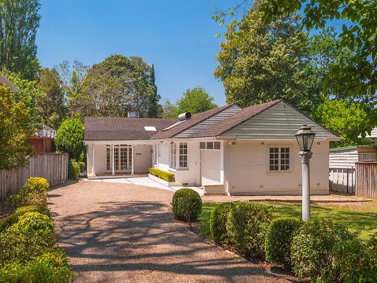 134 Burns Road, Turramurra NSW 2074