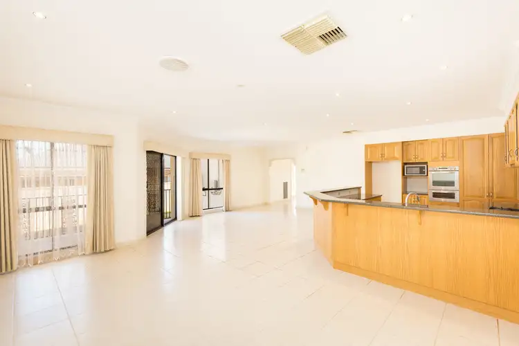 Fifth view of Homely house listing, 25 Petrucci Way, Mildura VIC 3500