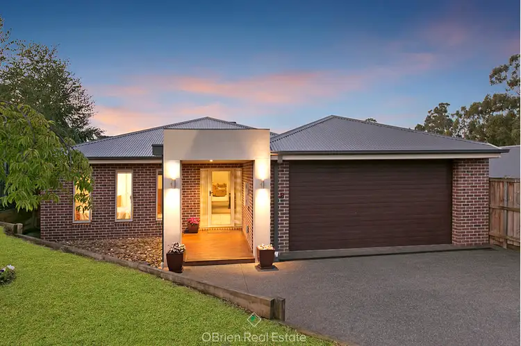 6 Lawson Road, Drouin VIC 3818