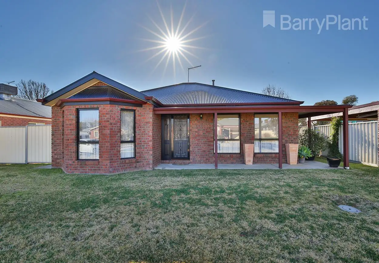 Main view of Homely townhouse listing, 12 Anwyl Close, Mildura VIC 3500