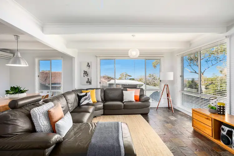 19 Lochview Avenue, Farmborough Heights NSW 2526