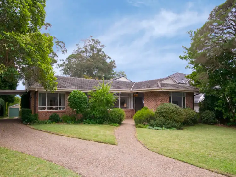 4 Canberra Avenue, Turramurra NSW 2074