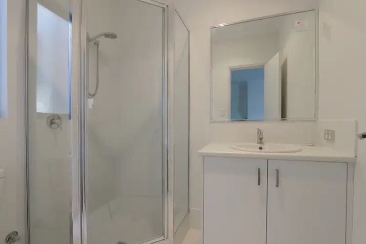 Fifth view of Homely villa listing, 1/20 Mason Street, Cannington WA 6107