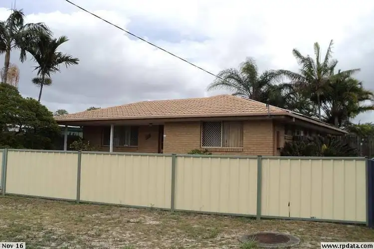 11 Dwyer Street, Beachmere QLD 4510