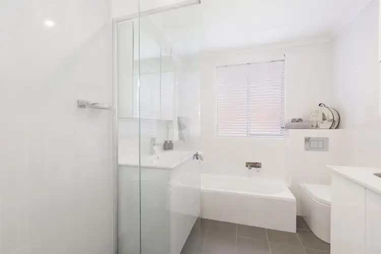 Fourth view of Homely apartment listing, 1/38 Seaview Street, Cronulla NSW 2230