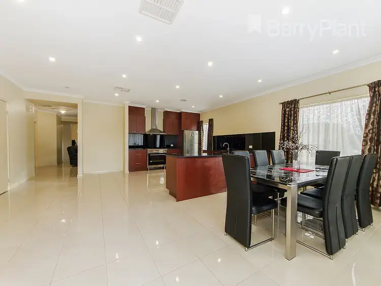 31 Old Course Crescent, Deer Park VIC 3023