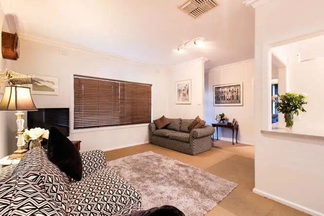 Sixth view of Homely house listing, 70 Walnut Avenue, Mildura VIC 3500