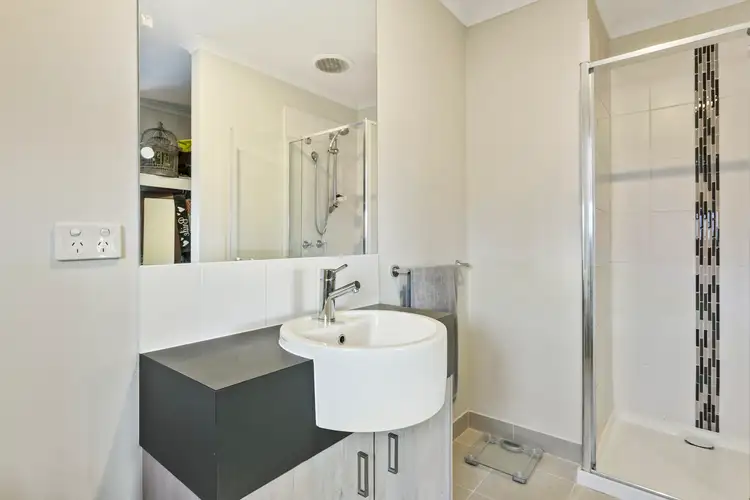 Sixth view of Homely house listing, 4 Tenth Mews, Bacchus Marsh VIC 3340