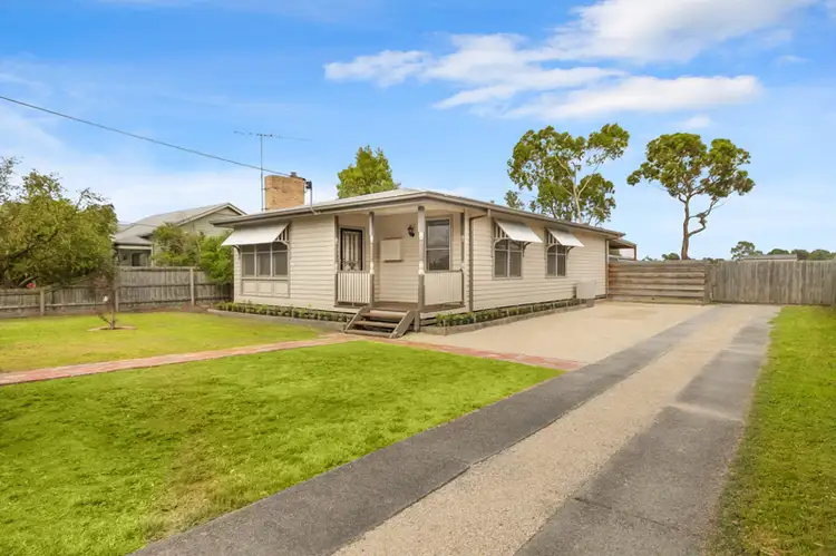 25 Princes Avenue, Longwarry VIC 3816