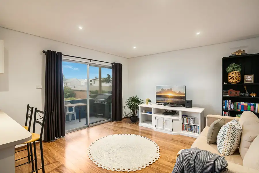 Main view of Homely apartment listing, 4/2 Murranar Road, Towradgi NSW 2518