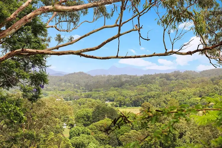207 Panorama Drive, Rosemount QLD 4560