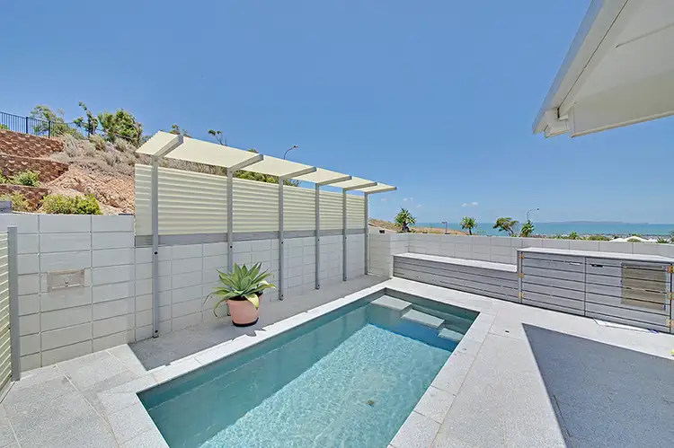 25 Buccaneer Avenue, Lammermoor QLD 4703