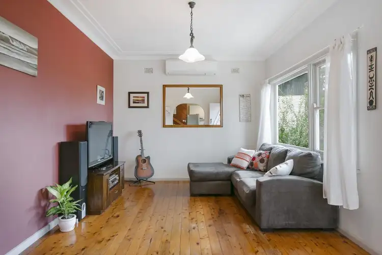 Second view of Homely house listing, 6 Lara Place, Mount Keira NSW 2500
