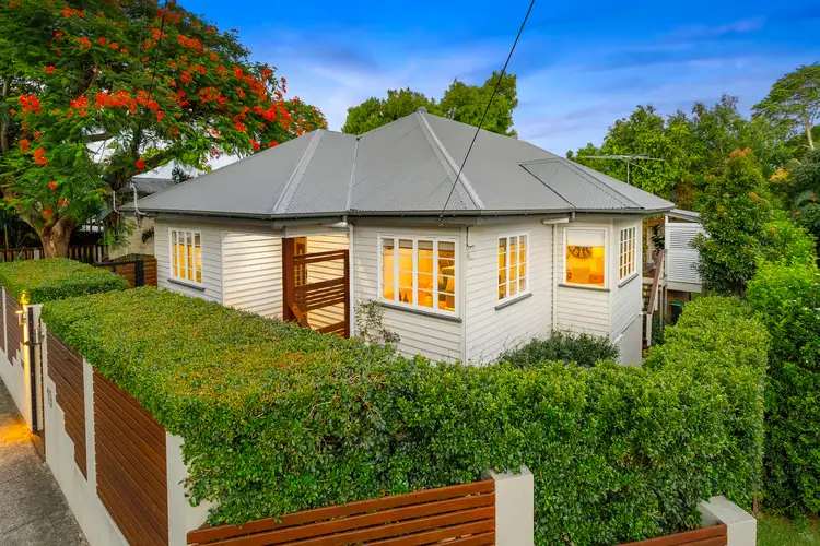 19 Gilbert Road, Windsor QLD 4030