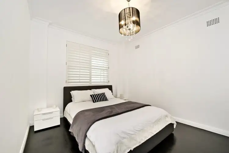 Third view of Homely apartment listing, 4/128 Francis Street, Bondi Beach NSW 2026