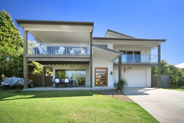 8 Pennant Court, Peregian Springs QLD 4573