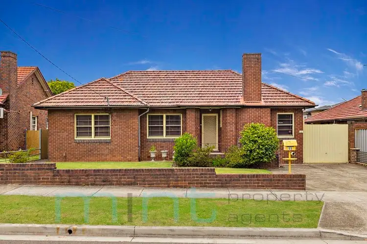 11 Patricia Street, Belfield NSW 2191