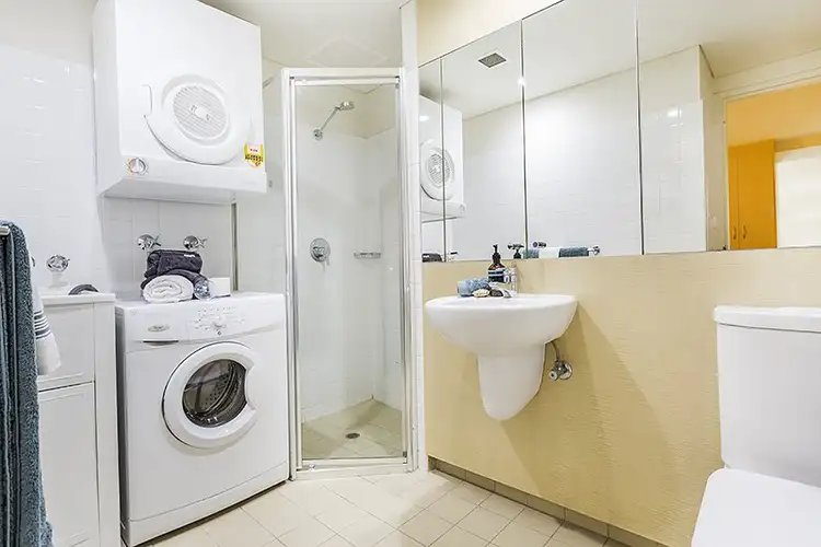 Sixth view of Homely studio listing, 42/19A Young Street, Neutral Bay NSW 2089