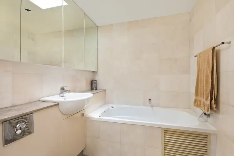 Fifth view of Homely unit listing, 6/14 Upper Gilbert Street, Manly NSW 2095