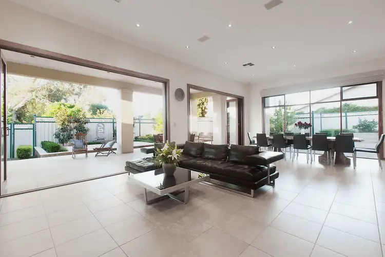 411 The Parade, Kensington Gardens SA 5068