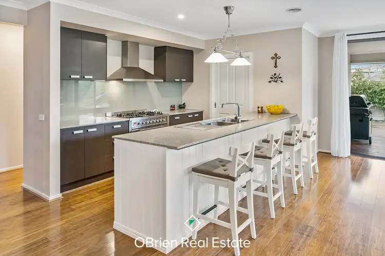 Second view of Homely house listing, 7 Clarence Court, Sandhurst VIC 3977