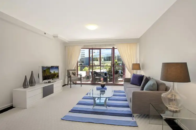 Main view of Homely apartment listing, 4/2a Hollywood Avenue, Bondi Junction NSW 2022