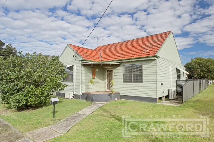 10 Henderson Street, New Lambton NSW 2305