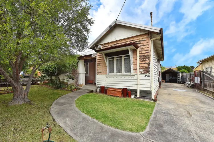 25 Crawley Street, Reservoir VIC 3073