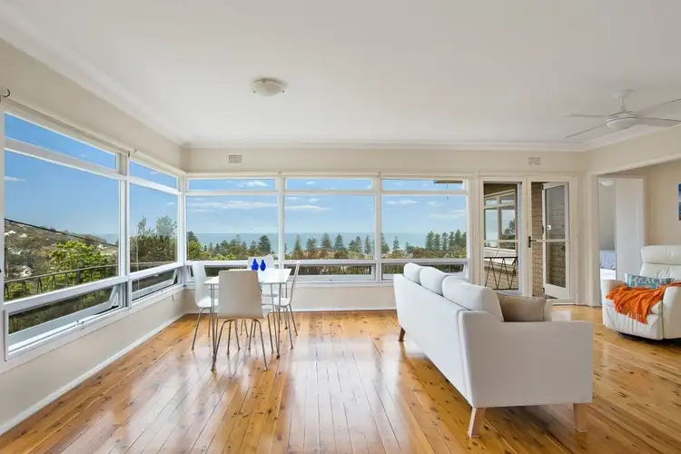 Second view of Homely house listing, 1 Grandview Drive, Newport NSW 2106