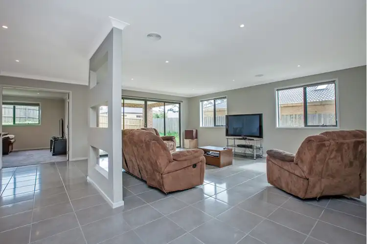 Fifth view of Homely house listing, 61 Summerhill Boulevard, Drouin VIC 3818