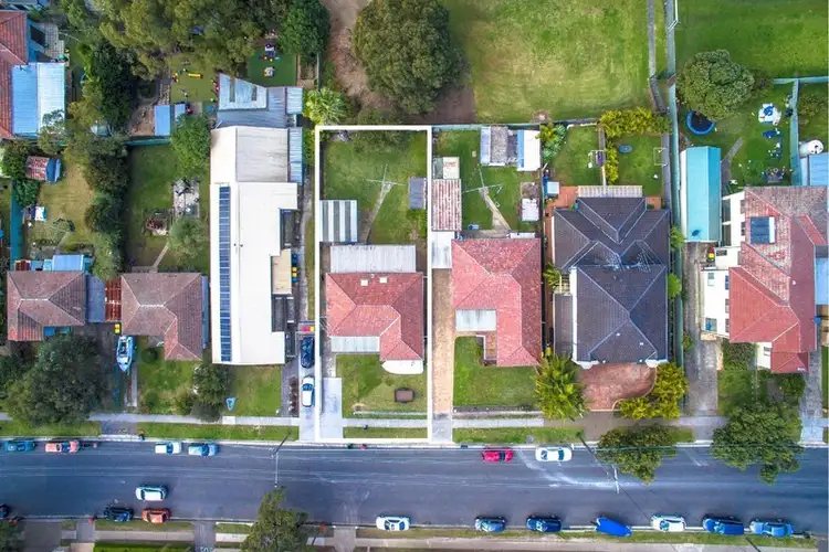 122 Willarong Road, Caringbah NSW 2229