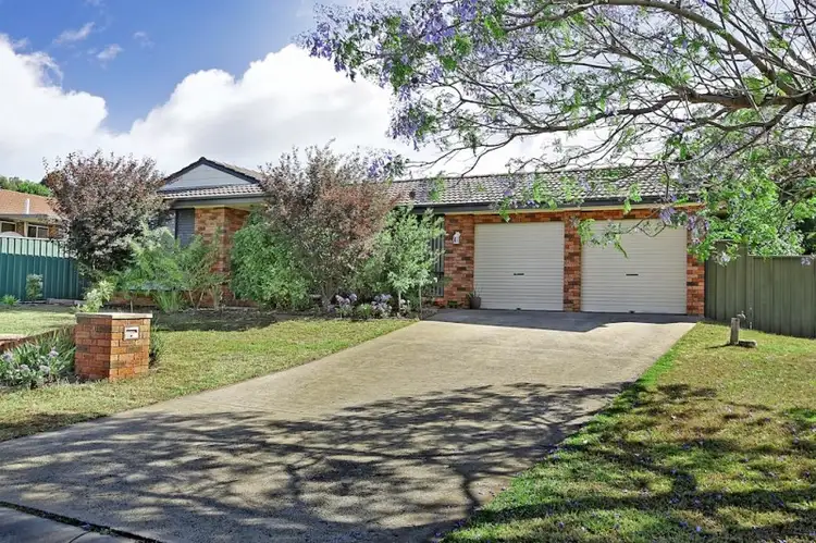 4 Polworth Close, Elderslie NSW 2570