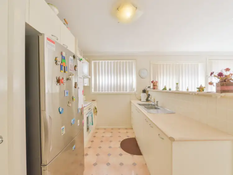 Third view of Homely house listing, 2 Tasman Place, Tamworth NSW 2340