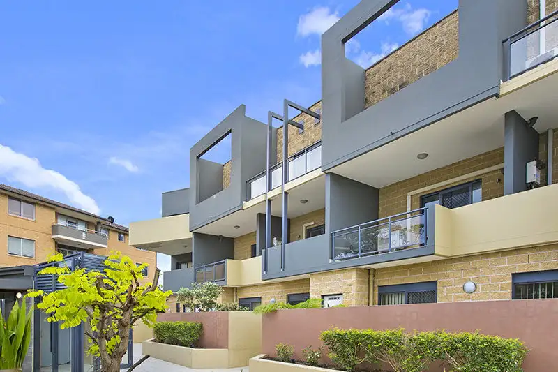 Main view of Homely apartment listing, 4/17a Searl Road, Cronulla NSW 2230