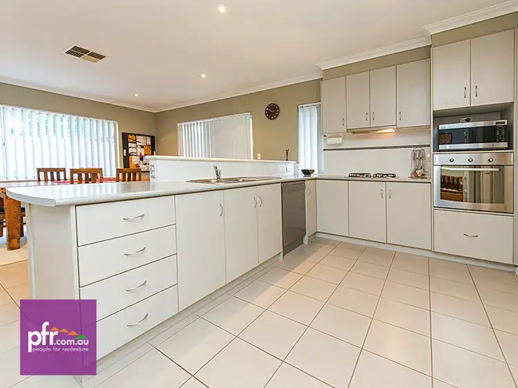 Fifth view of Homely villa listing, Unit 2/36 Astral Avenue, Carlisle WA 6101